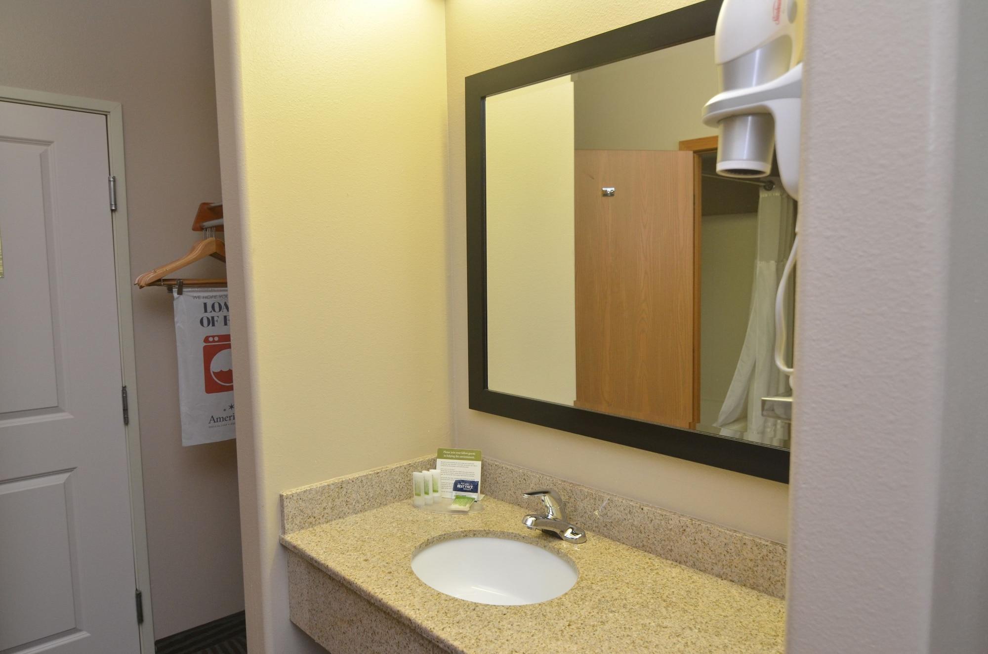 Americinn By Wyndham Des Moines Airport Luaran gambar